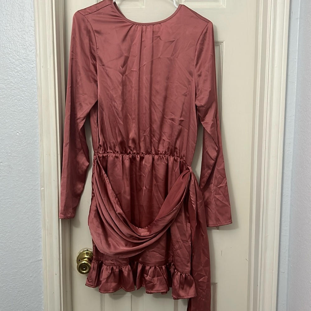 PrettyLittleThing Dress